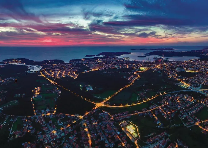 Lägenhet Stunning In With Wifi